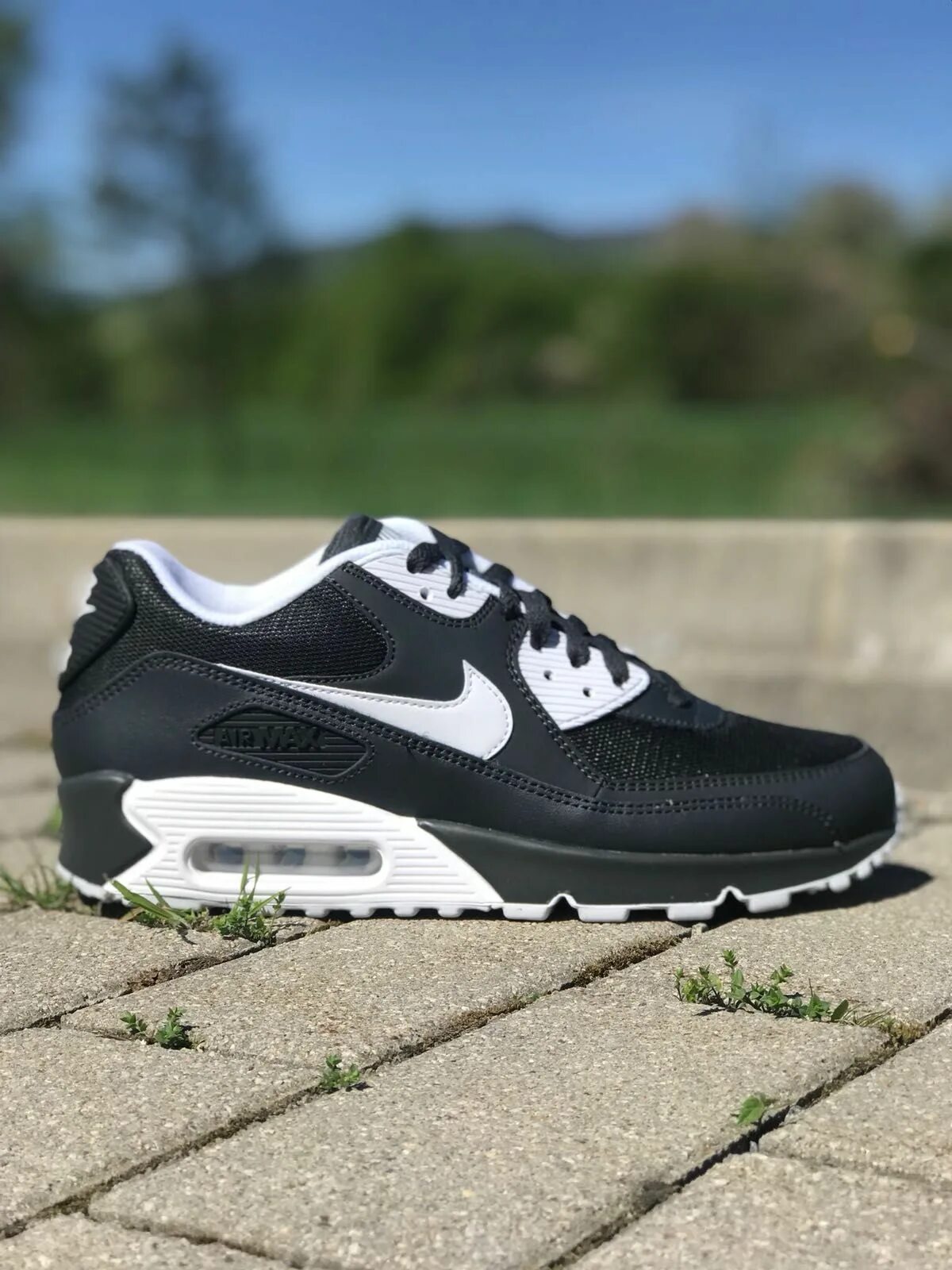 Кроссовки аир макс 90 мужские. Nike Air Max 90. Nike Air Max 90 Essential. Nike Air 90. Кроссовки найк Air Max 90 мужские.