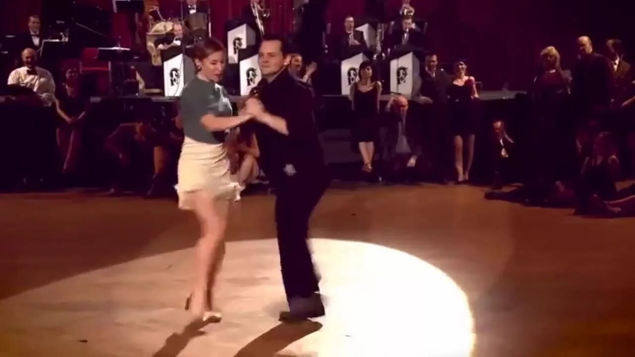 Лопнула опора вот и вся кадриль. Фильм любовь и голуби кадриль. Кадриль фильм 1999. Лопнула опора вот и вся кадриль. Кадриль фильм 1999 кадры.