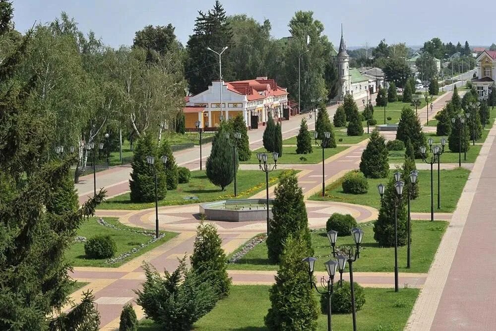 Гайворонский округ белгородской области. Г Грайворон Белгородской области. Парк Шухова Грайворон. Грайвороно Белгород прак. Центр города Грайворон Белгородская область.