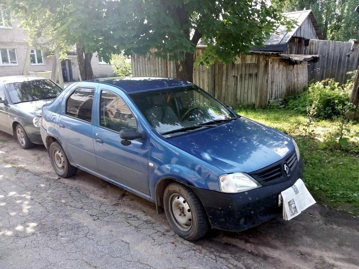 Рено логан купить с пробегом частные. Renault Logan i 2005. Логан седан 2005. Рено 2005 седан голубой Миган. Рено Логан 2005 год авто ру.