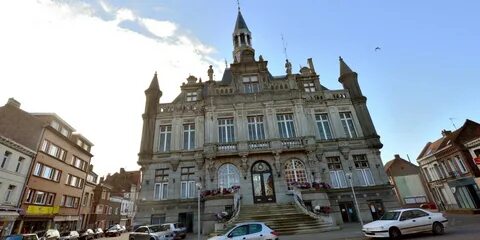 Pas-de-Calais : Hénin-Beaumont (FN) condamnée pour une crèche de Noël en ma...