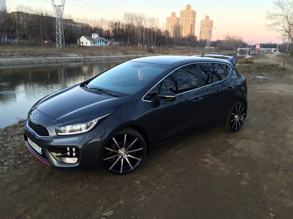 Диски и резина - KIA Ceed (2G), 1,4 л, 2013 года колёсные диски DRIVE2