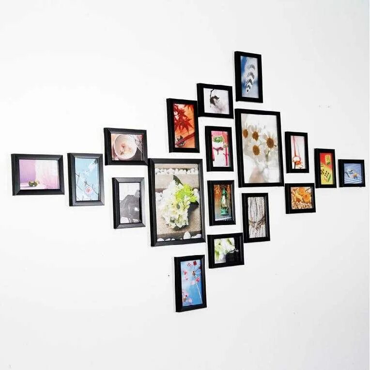 Разместить картинку. Композиция из фоторамок на стену. Красивое расположение рамок на стене. Панно из фоторамок на стену. Красивое расположение фоторамок.