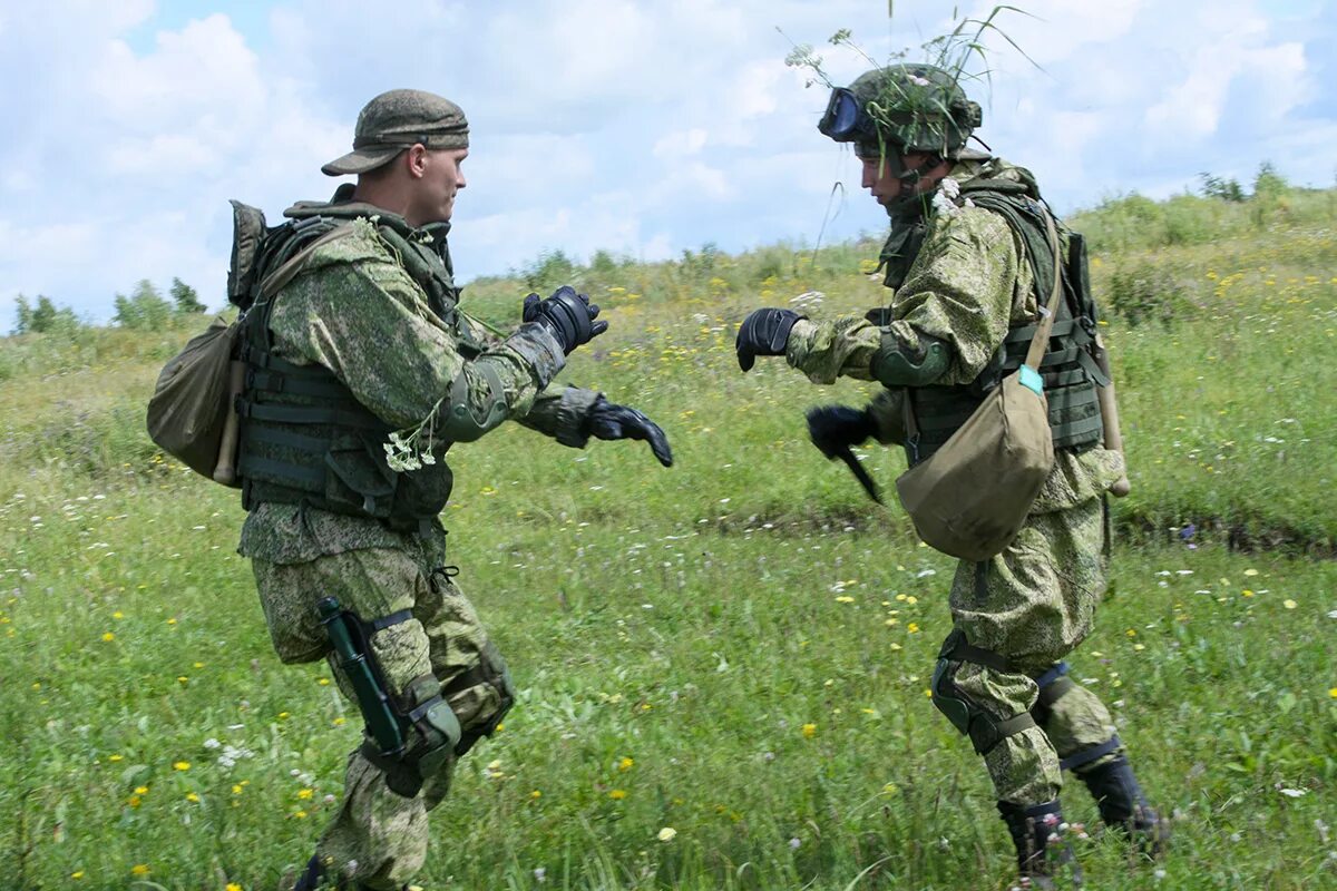 Сбежавшие разведчики. Разведчики. Разведчики восточного военного округа. Противник. Разведчики Узбекистана.