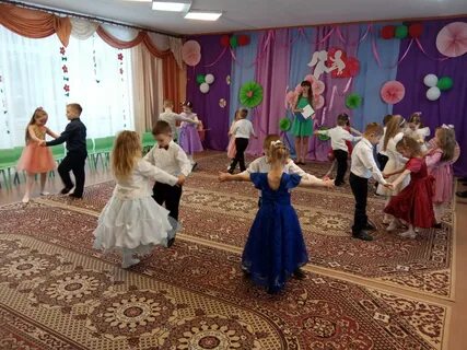 Танец огоньков в детском саду