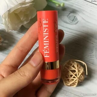 Vivienne sabo rouge