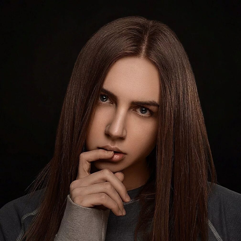 Сара вейл. Модель андрей пежич. Сара вейл андрогин. Андрогин это. Андрогин это.