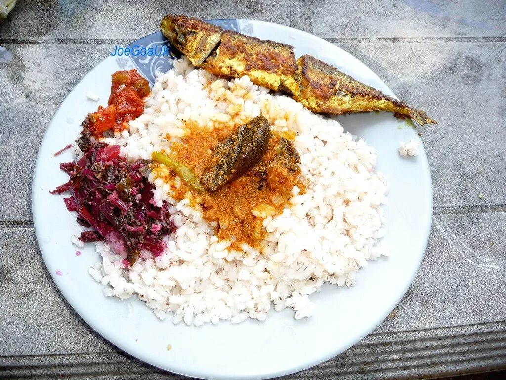 Фиш райс. Фиш карри райс. гоа фиш карри. рис гоа. curry nochi rice.