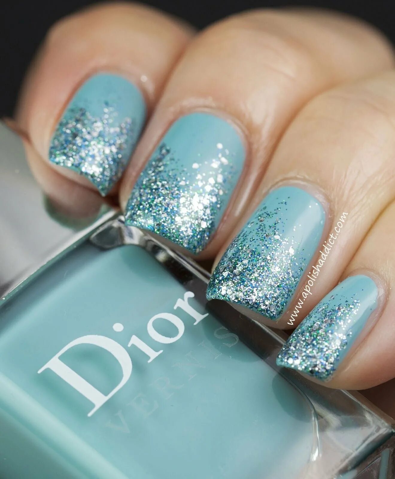 голубые ногти с блестками. бирюзовые ногти с блестками. маникюр голубые ногти с блестками. голубые ногти с блестками. маникюр голубые ногти с блестками.