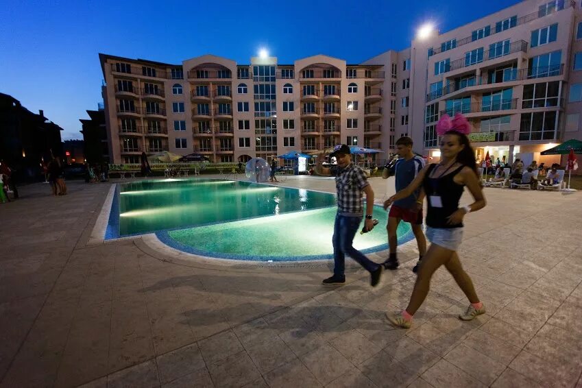 Отель стар клаб болгария 2015. Star club. 2. Солнечный берег болгария клубы. Лагерь star club в болгарии 2018.