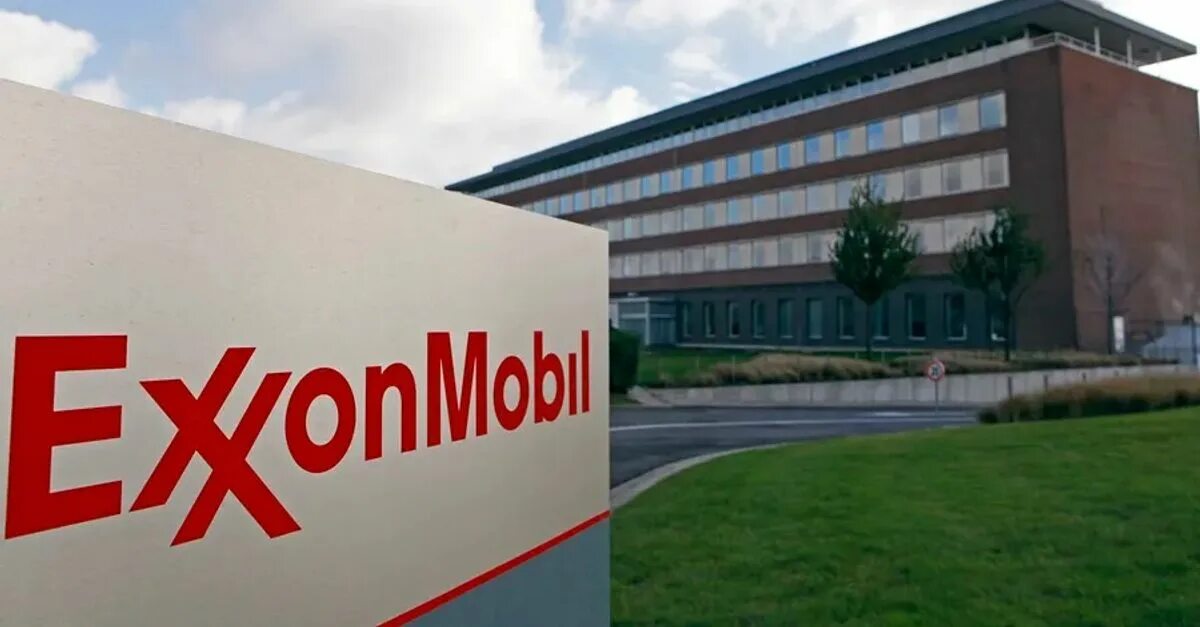 Эксон мобил. Exxonmobil. Крупнейшим нефтеперерабатывающим заводом exxonmobil d cif. Exxonmobil dubai. Exxonmobil dubai.