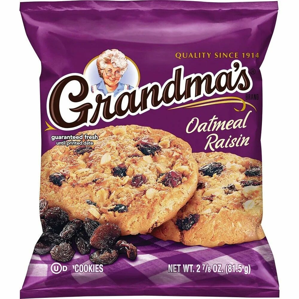 Grandma cookies. 2 Печенья. Cookies with Raisin. Oatmeal Raisin cookie. Grandma cookie.