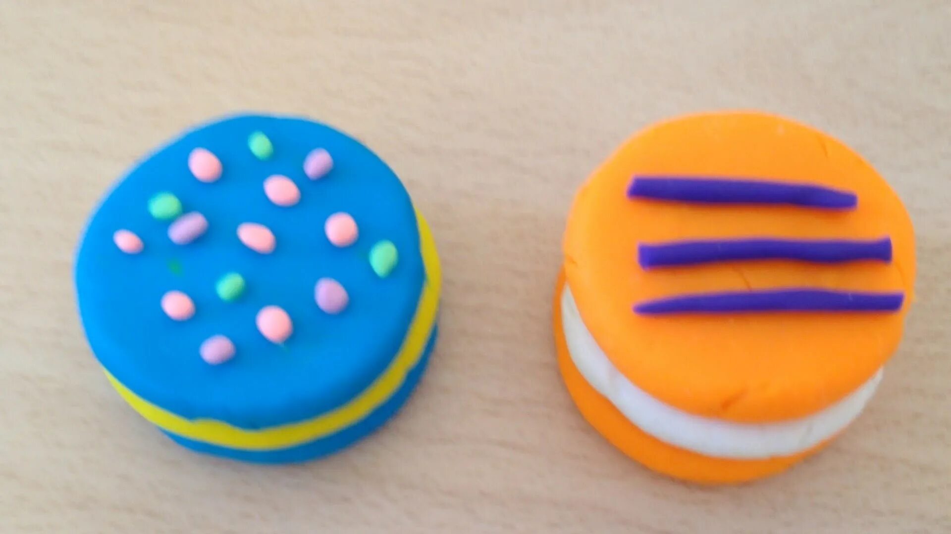 печенька из пластилина. пряня шрек пряник. имбирный пряник пряня. печенька из пластилина. пряня из шрека.