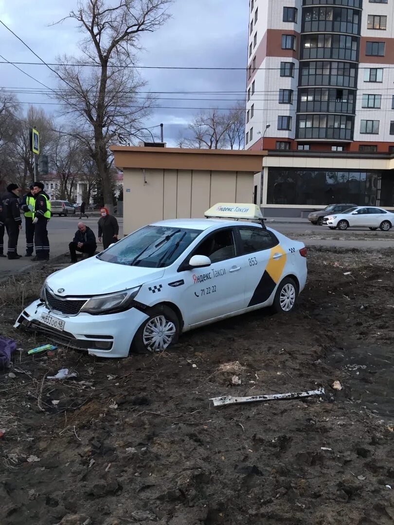 Таксопарк Воронеж. Водитель такси воронеж