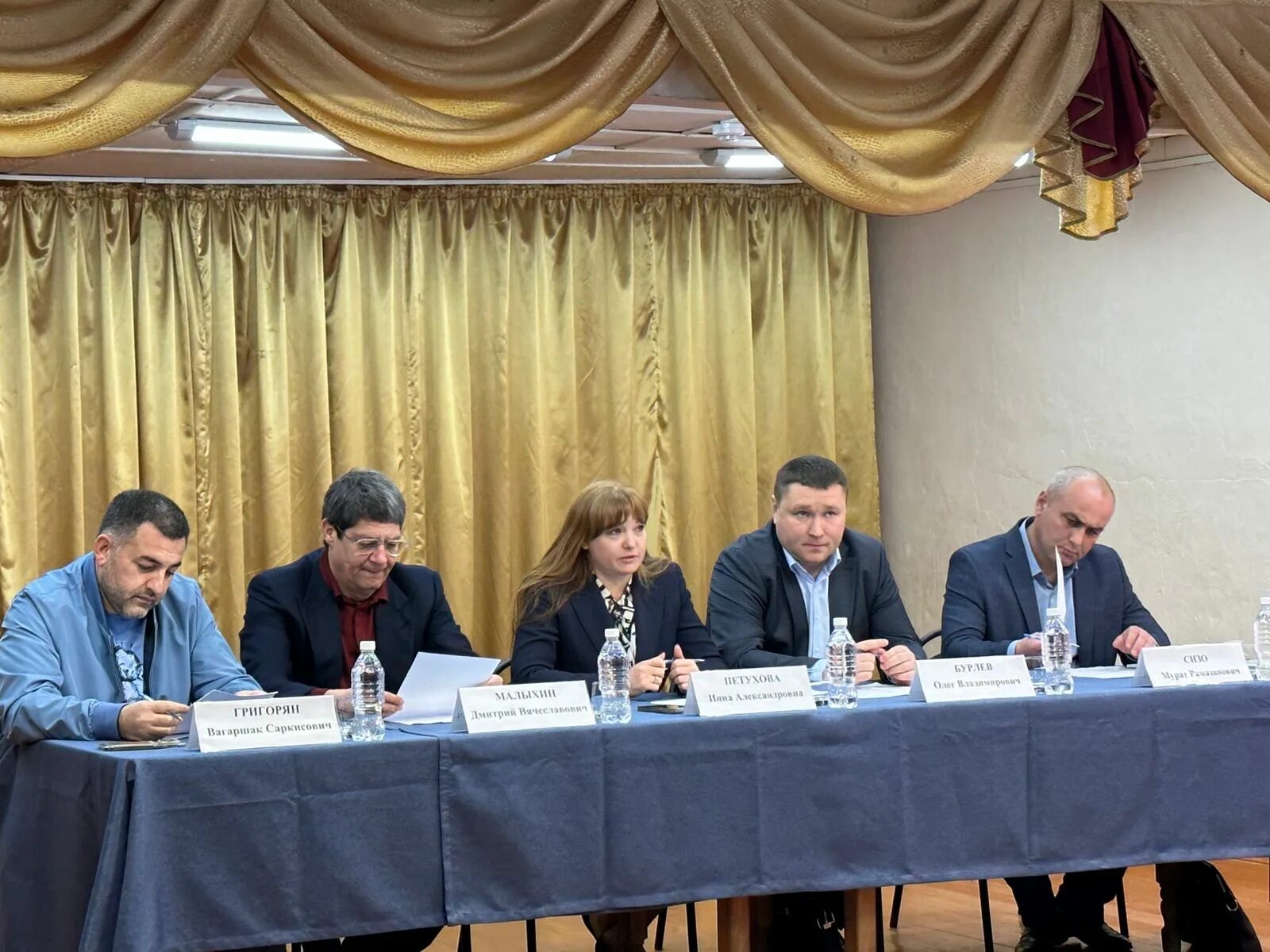 Заседание территориальной депутатской группы Центрального района прошло в Горсоб