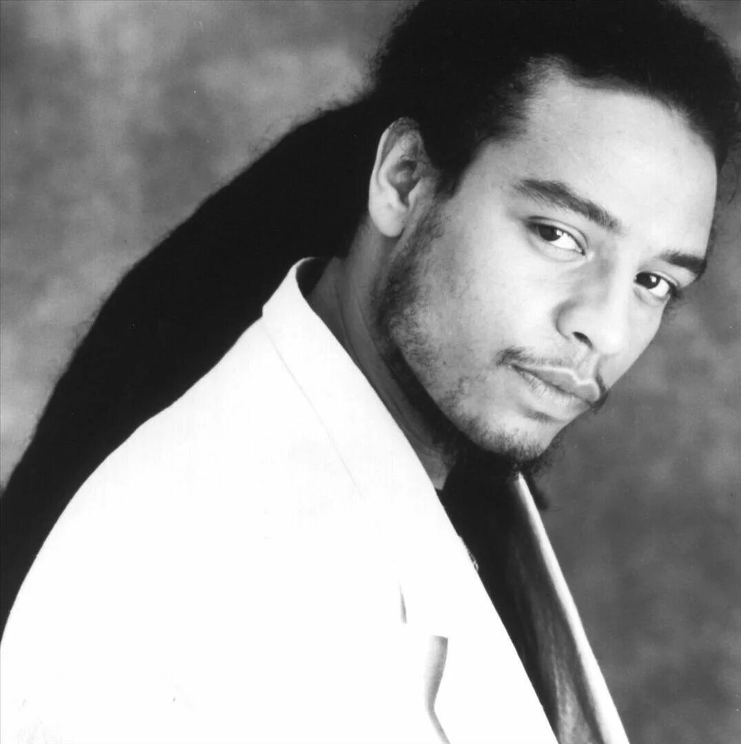 Maxi priest. Maxi Priest 1990. Maxi Priest close to you. Maxi Priest логотип группы.