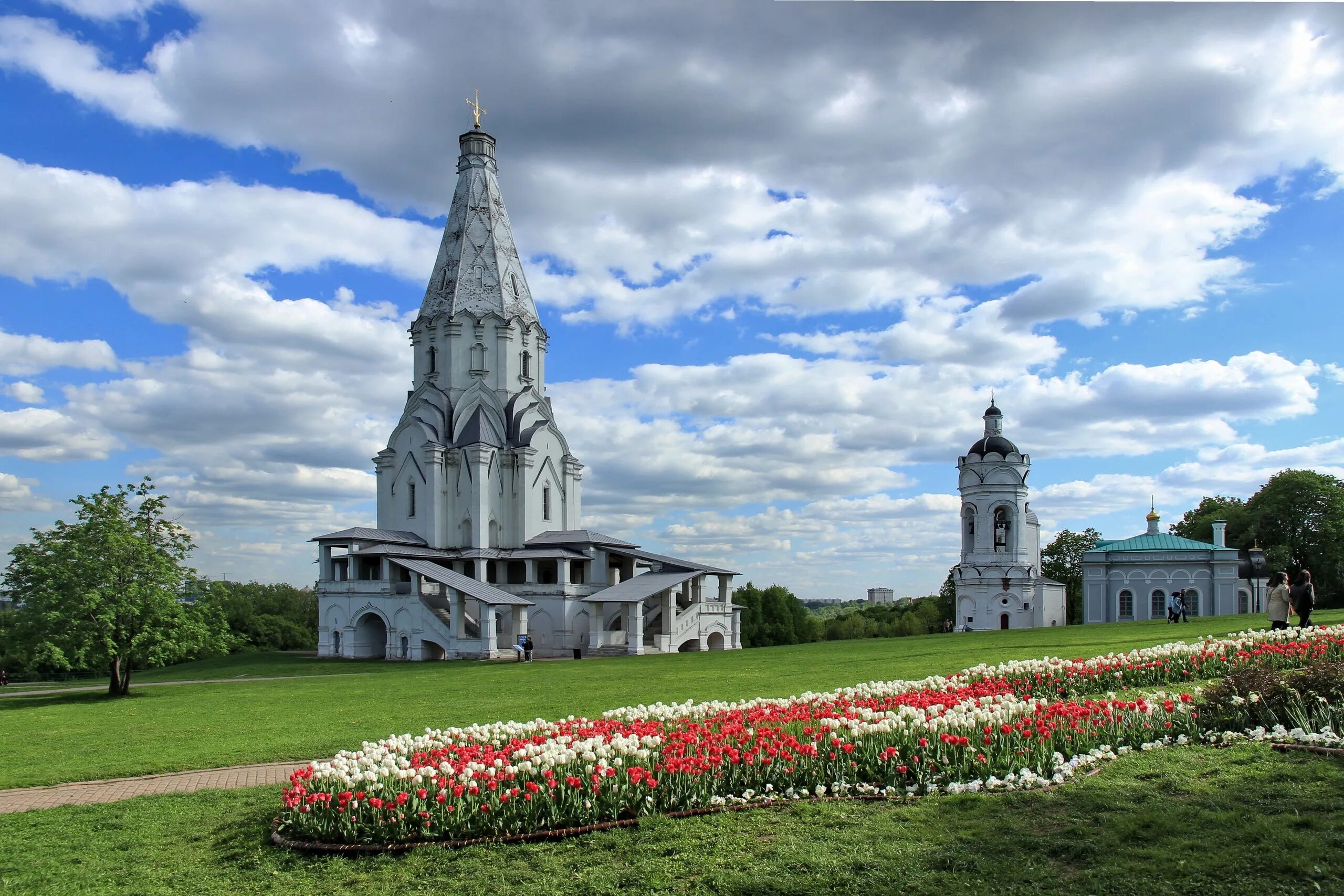 Сегодня в коломенском парке. Коломенское музей-заповедник. Музей усадьба Коломенское. Коломенское музей-заповедник храмы. Коломенское музей-заповедник храм Вознесения.