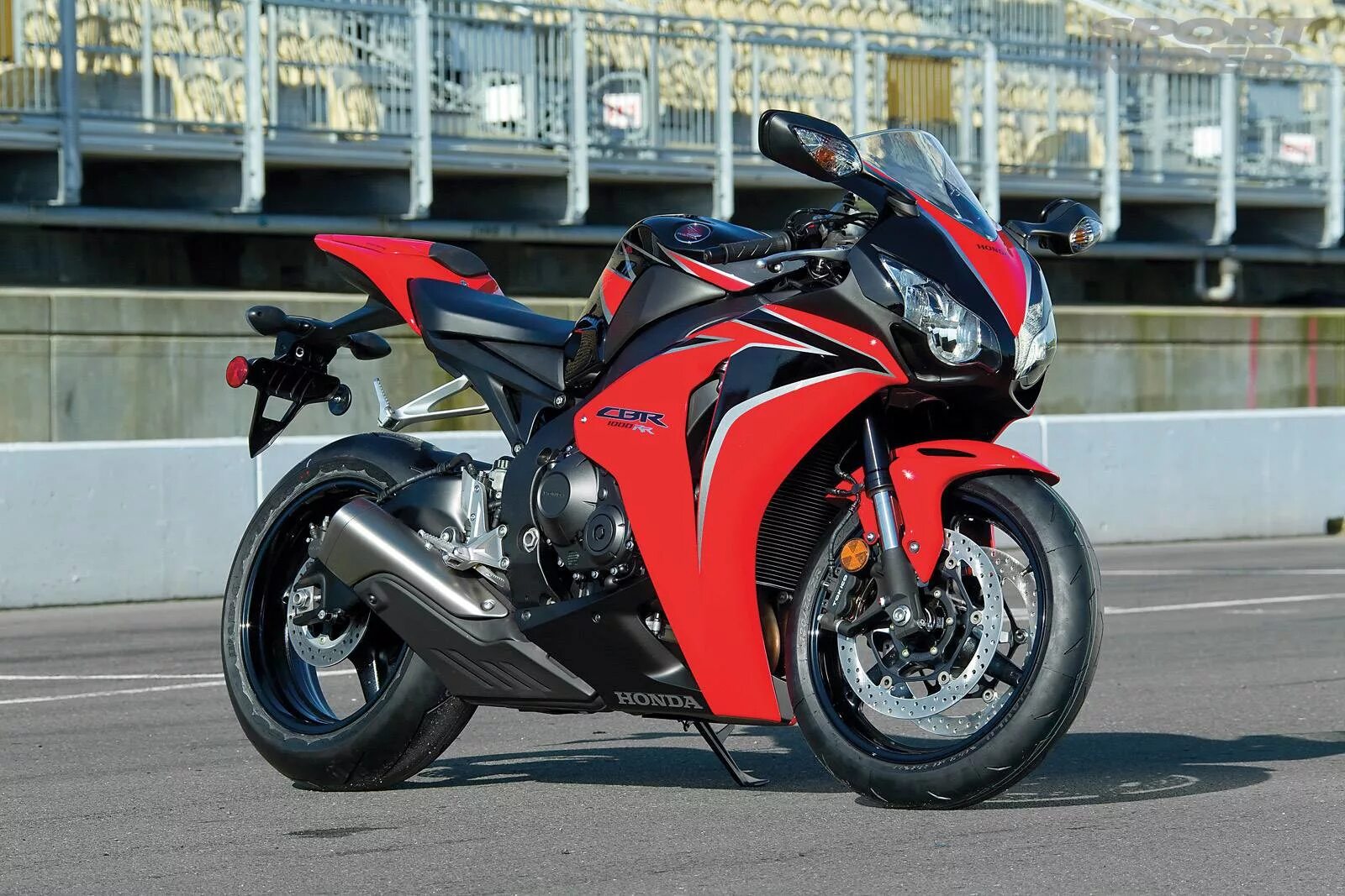 Honda cbr1000rr 2008. Honda cbr1000rr 2010. honda cbr 1000 fireblade. honda cbr1000rr fireblade black.