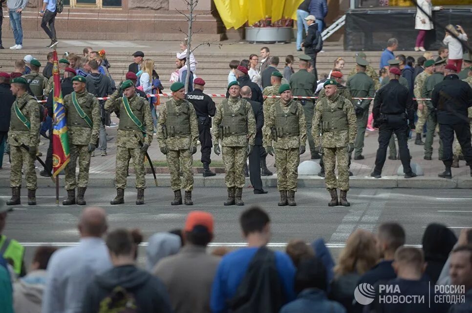 Фридом украина прямой сегодня. Украинские солдаты маршируют. Фридом Украина. Фридом Украина прямой эфир. Фридом Украина последние новости на сегодня в Украине.