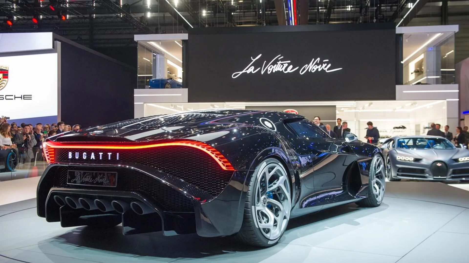 Бугатти концепт 2019. Машина Bugatti la voiture noire. Бугатти 2020 Нойре. Bugatti Женева 2019. Bugatti noire цена
