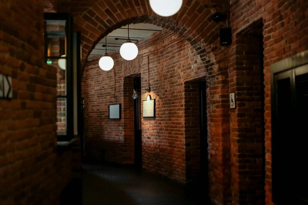 Новая голландия обои. Оуслер тони новая голландия в санкт-петербурге. Новая голландия нто. Бутылка парк новая голландия. Ресторан бутылка в санкт-петербурге новая голландия.