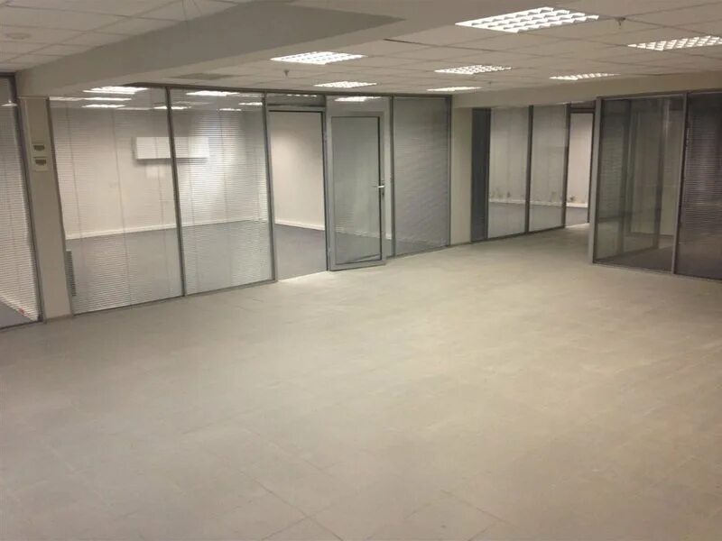 Аренда нежилых помещений учет. Отделка нежилых помещений. Помещение под аренду. Аренда нежилых помещений учет. Торговое помещение.