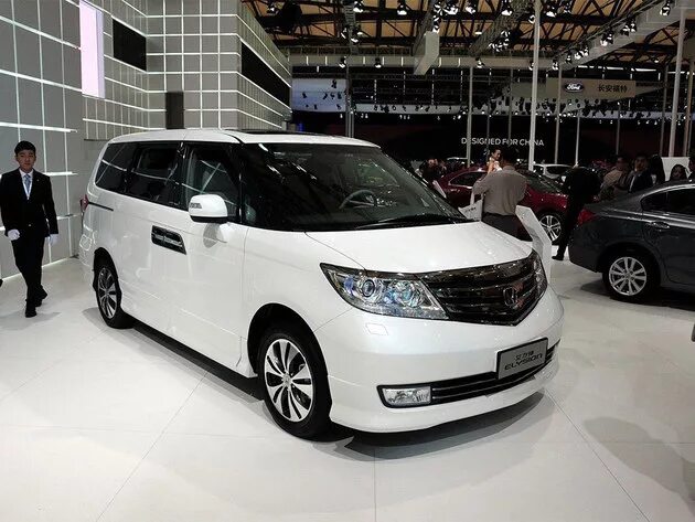 Honda dongfeng. Dongfeng Elysion. Dongfeng MPV Honda. Honda Elysion 2022 Dongfeng. Dongfeng MPV 2021.