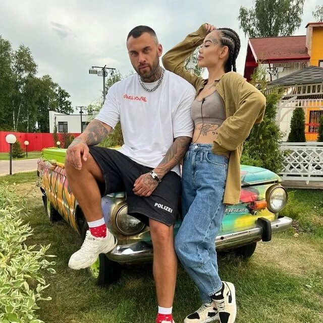 Инглиш вери гуд. Инглиш вери гуд. Группа the bosshoss альбомы. Песня very very good. Цитаты про крылья.