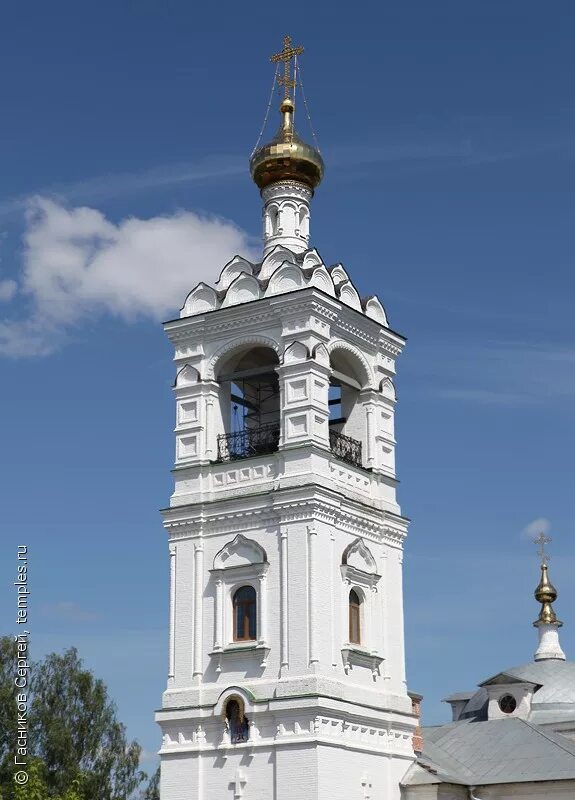 храм михаила архангела село загорново. церковь архангела михаила, село загорново. церковь михаила архангела острогожск. церковь загорново раменский район. церковь архангела михаила, село загорново.