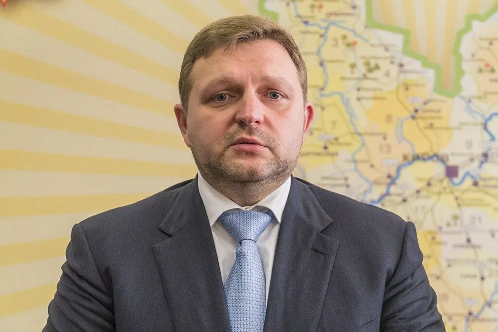 Губернатор белых. Белых никита юрьевич. Никита белых губернатор кировской области. Белых никита юрьевич. Губернатор белых.