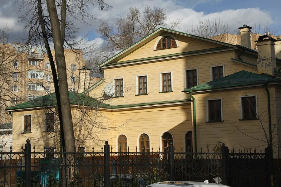 Сивцев вражек переулок 44/28. Сивцев вражек 25/9 стр 1. Улица сивцев вражек. Сивцев вражек доходный дом. Москва, пер.