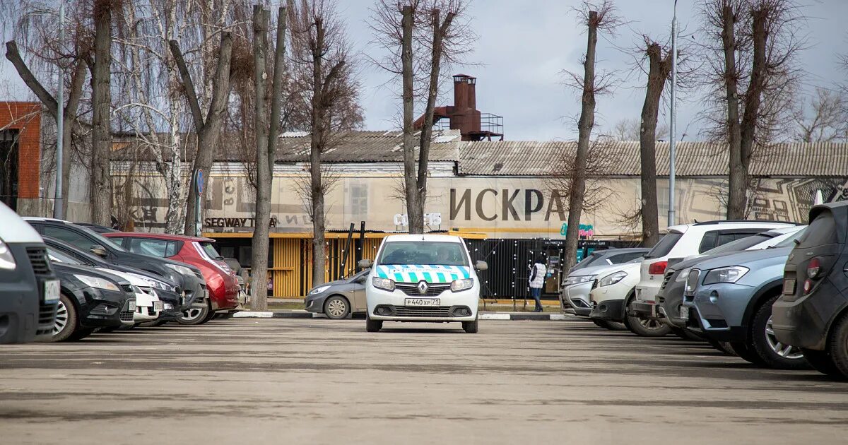 Марата 41а тула. Гостевой дом парковка. Парк отель парковка. Отель центр тула парковка. Отель центр тула парковка.