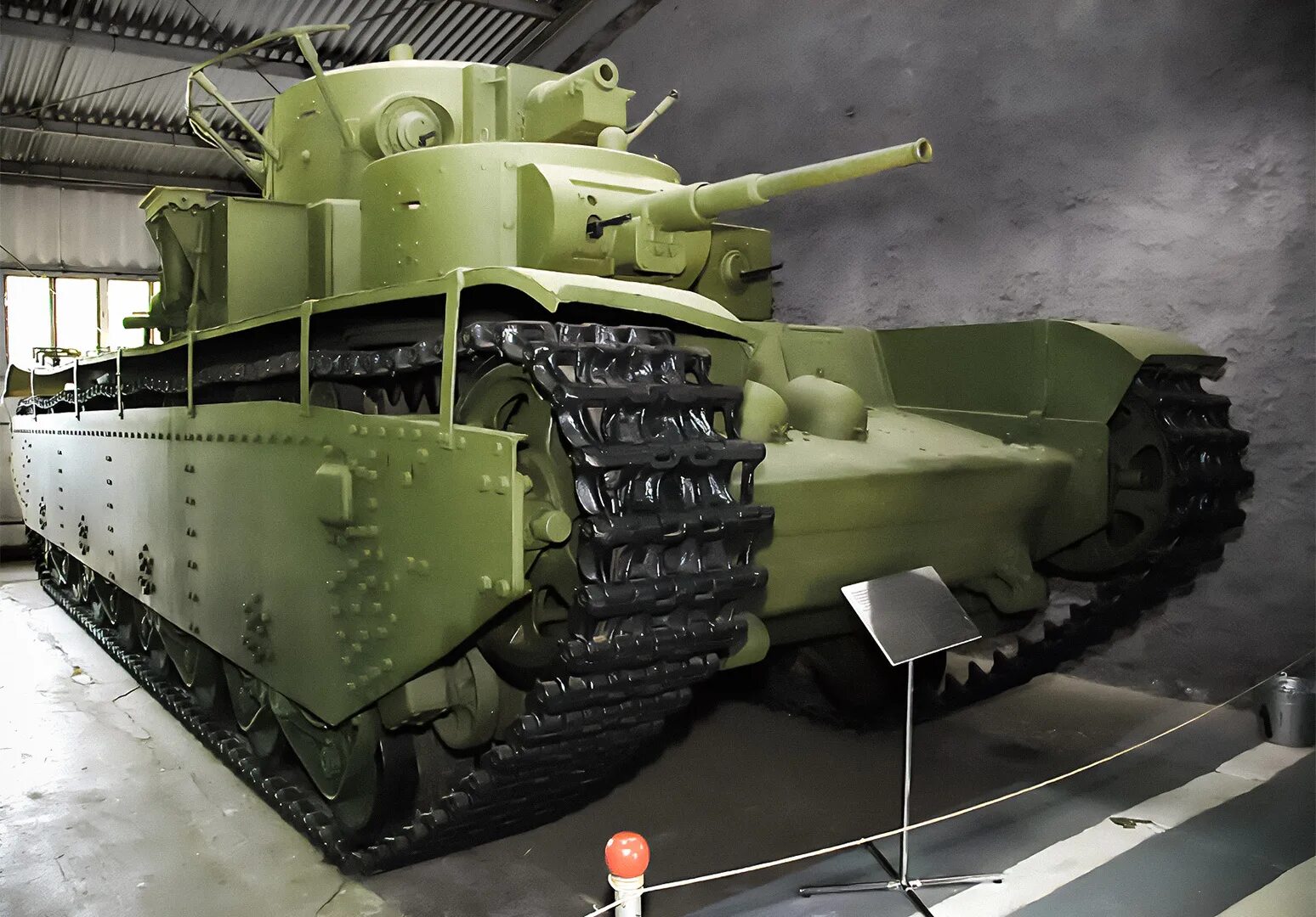 Эв т. Т-35 танк. Т-35 танк СССР. Т-35 многобашенные танки. Многобашенный танк СССР т35.