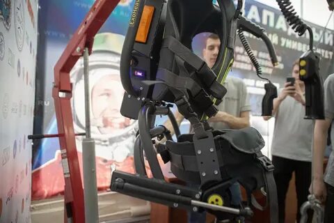 Получил экзоскелет