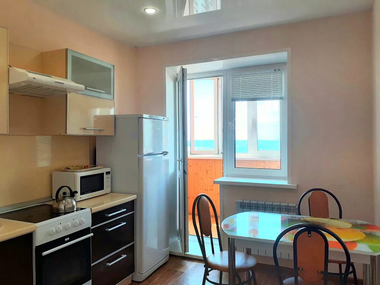 как обставить квартиру для сдачи в аренду фото. киров снять квартиру посуточно. в кирове квартира однокомнатная ул московская. посуточный квартира в кировском. квартиру снять в кирове в районе центрального рынка.