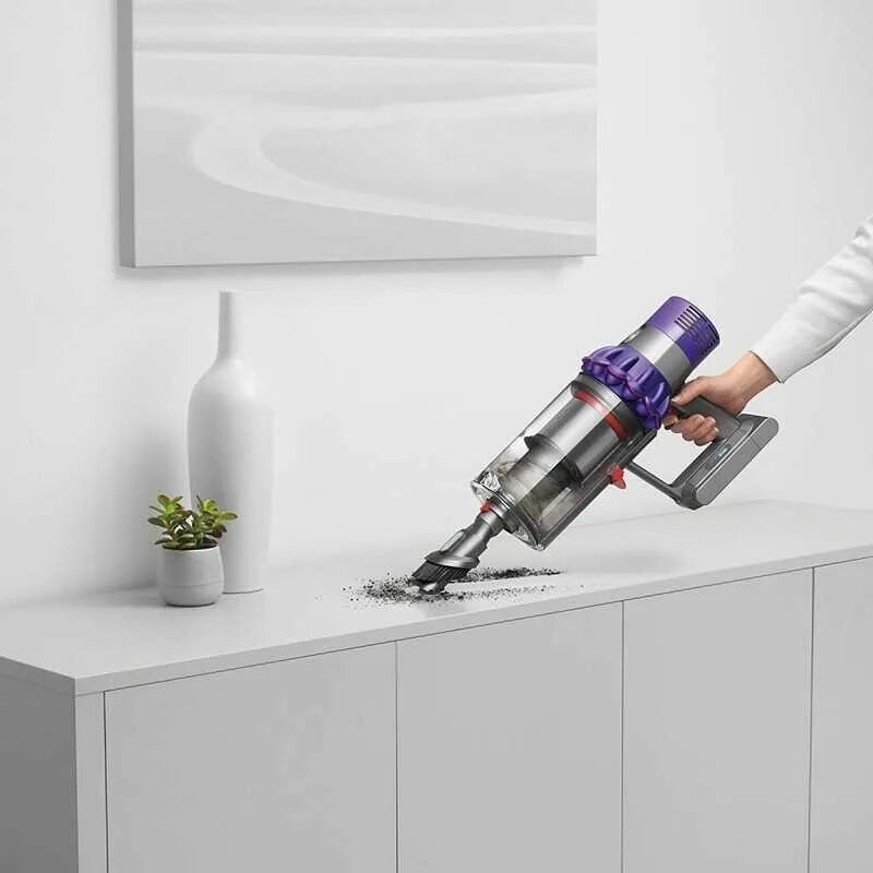 Купить дайсон ростов. Dyson Cyclone v10 absolute. Пылесос вертикальный Dyson Cyclone v10 absolute. Беспроводной пылесос Dyson Cyclone v10 absolute. Пылесос Dyson Cyclone v10 animal.