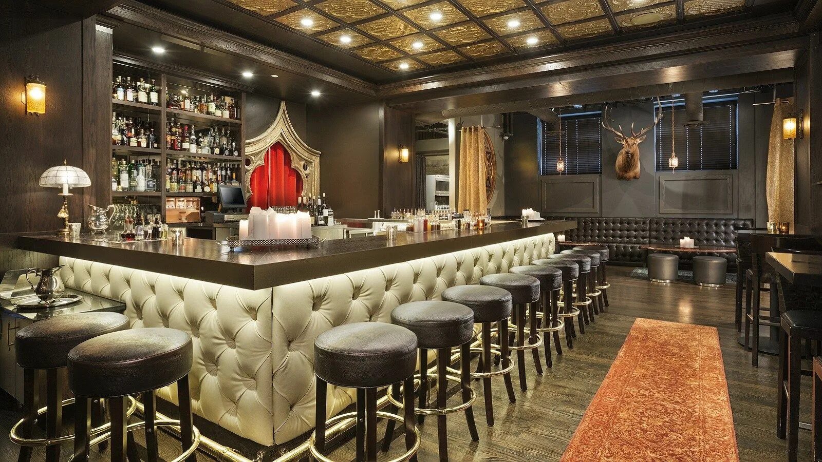 Бар вашингтона. Отель бар. Включи отель бара. Бар при гостинице. Лобби лобби бар отель барная стойка.