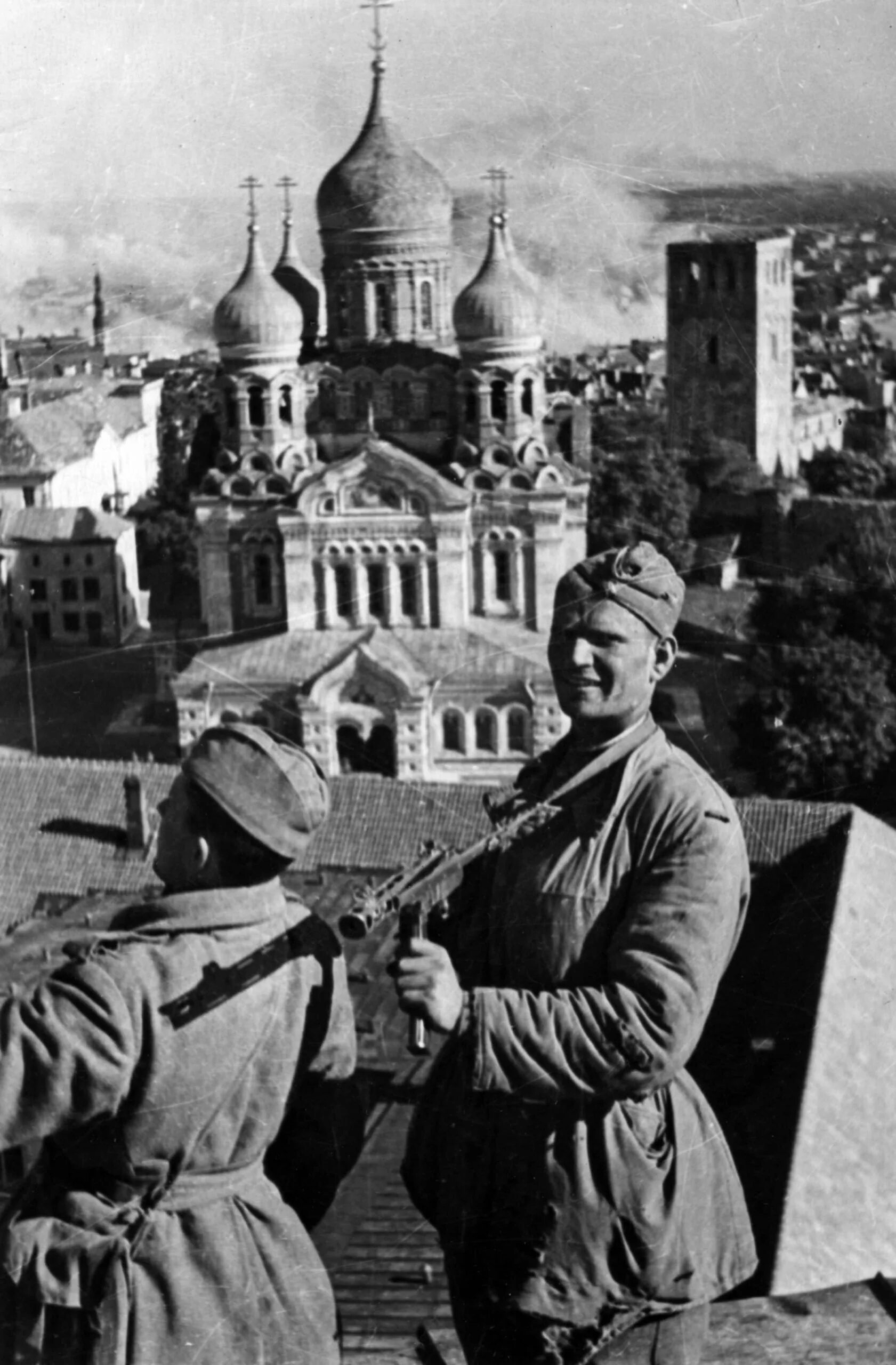 Таллин 22 сентября 1944. Освобождение таллина 1944. 1944. 1944. Таллин 22 сентября 1944.