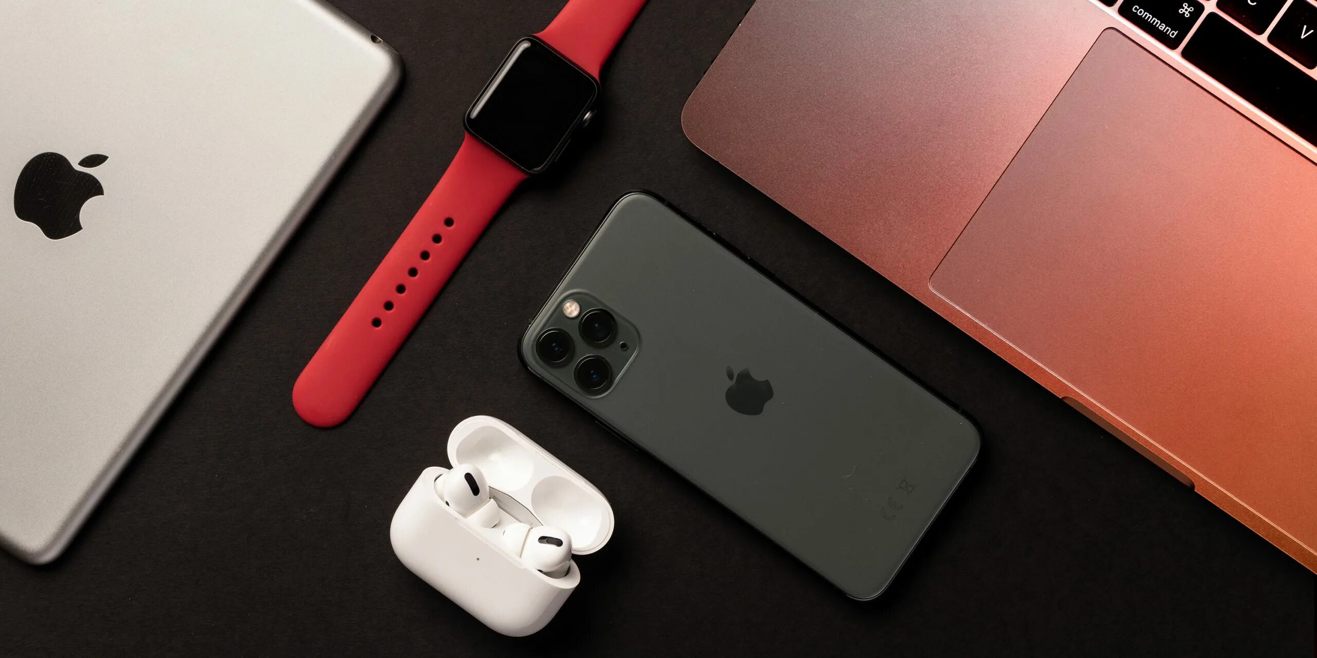 Вся техника apple 2022. Много техники apple. Apple техника фото. Техника эпл отзывы. Техника apple 2022.
