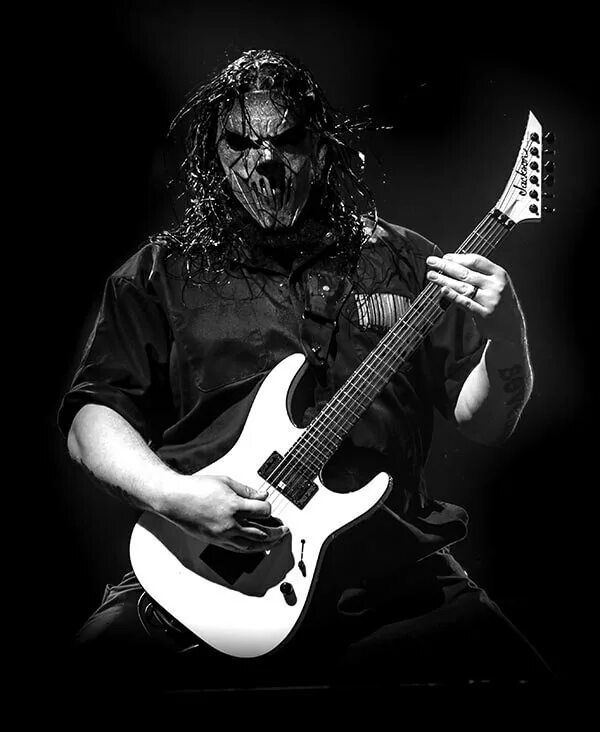 Мик томпсон. Гитарист слипкнот. слипкнот гитарист мик томпсон. гитары mick thomson.