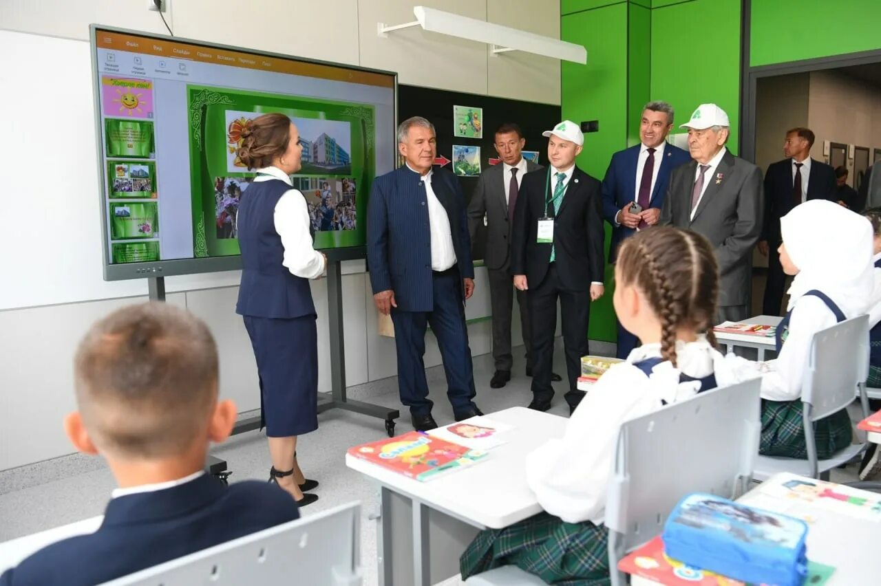 Минтимер Шаймиев: "Адымнар" - это шаги вверх!" - Реальное время