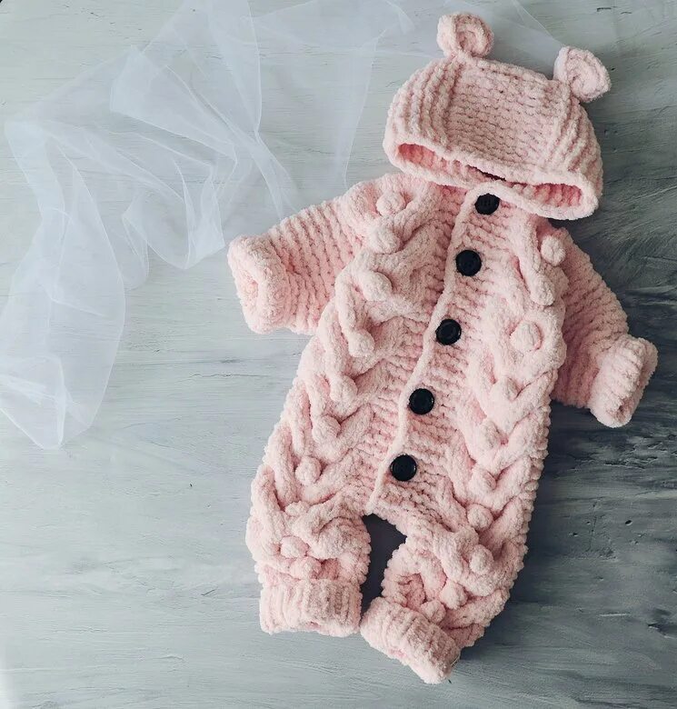 Комбинезон alize puffy. Детский комбинезон из пряжи ализе беби вул. Комбинезон ализе софти плюс. Ализе софти детский комбинезон. Комбинезон из ализе пуффи файн.