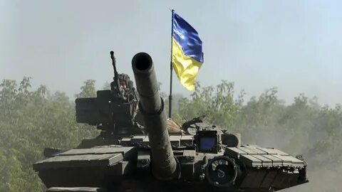 Танк с флагом ес