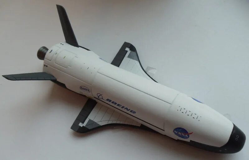 X-37b. Boeing x-37 экспериментальные самолёты. Diydrones 37b. X-37 model. X 37 x 8 1 0