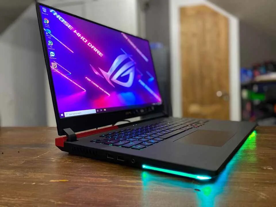 18 ноутбук asus rog strix g18. Ноутбук ROG Strix g17. ASUS ROG Strix g17. ASUS ROG Strix g713q. Игровой ноутбук ASUS ROG Strix g713.