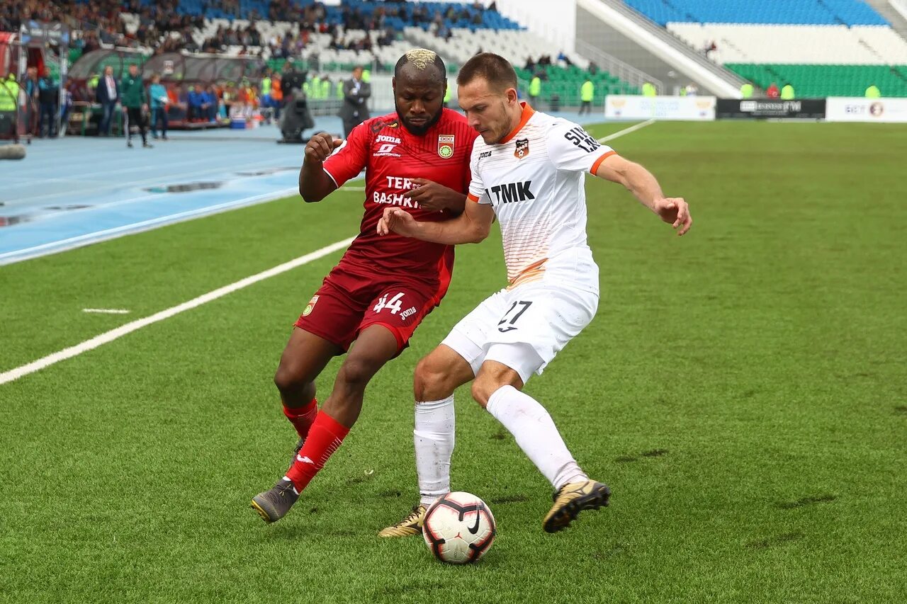 фк уфа 2015. фк уфа яркие фото. уфа (футбольный клуб) игроки фк «уфа». фк уфа команда. фк уфа последние новости на сегодня трансферы.