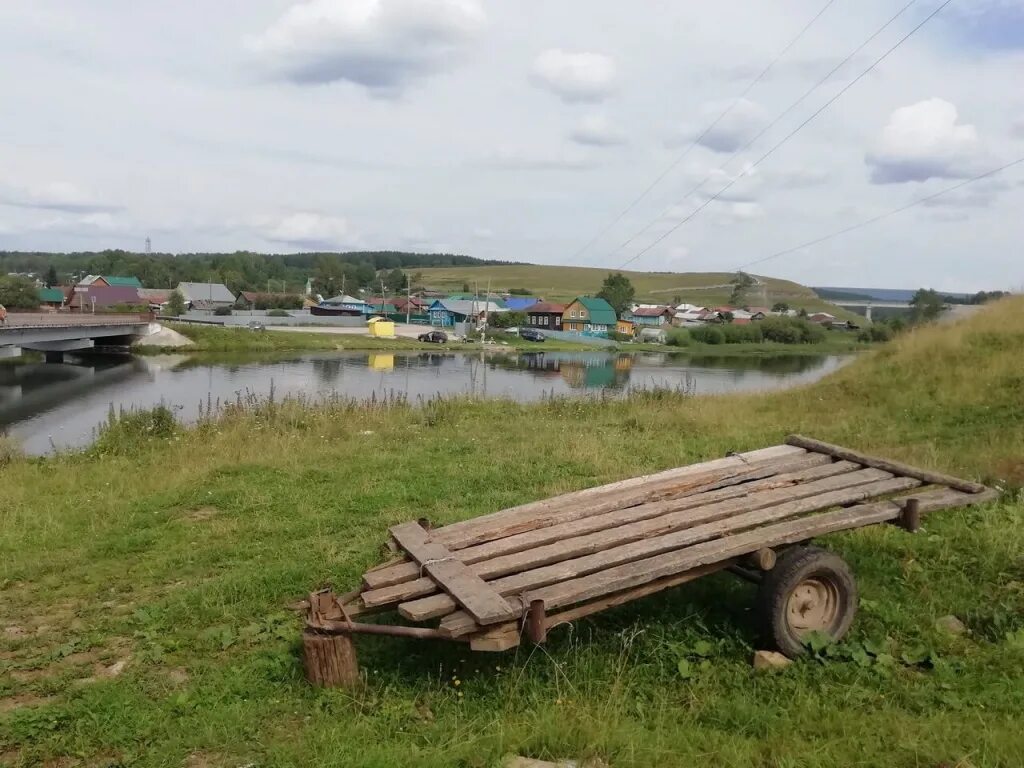 Михайловск Свердловская область Аракаево. Михайловск Свердловская область деревянный городок. Храм города Михайловск Свердловской области. Станция Аракаево.