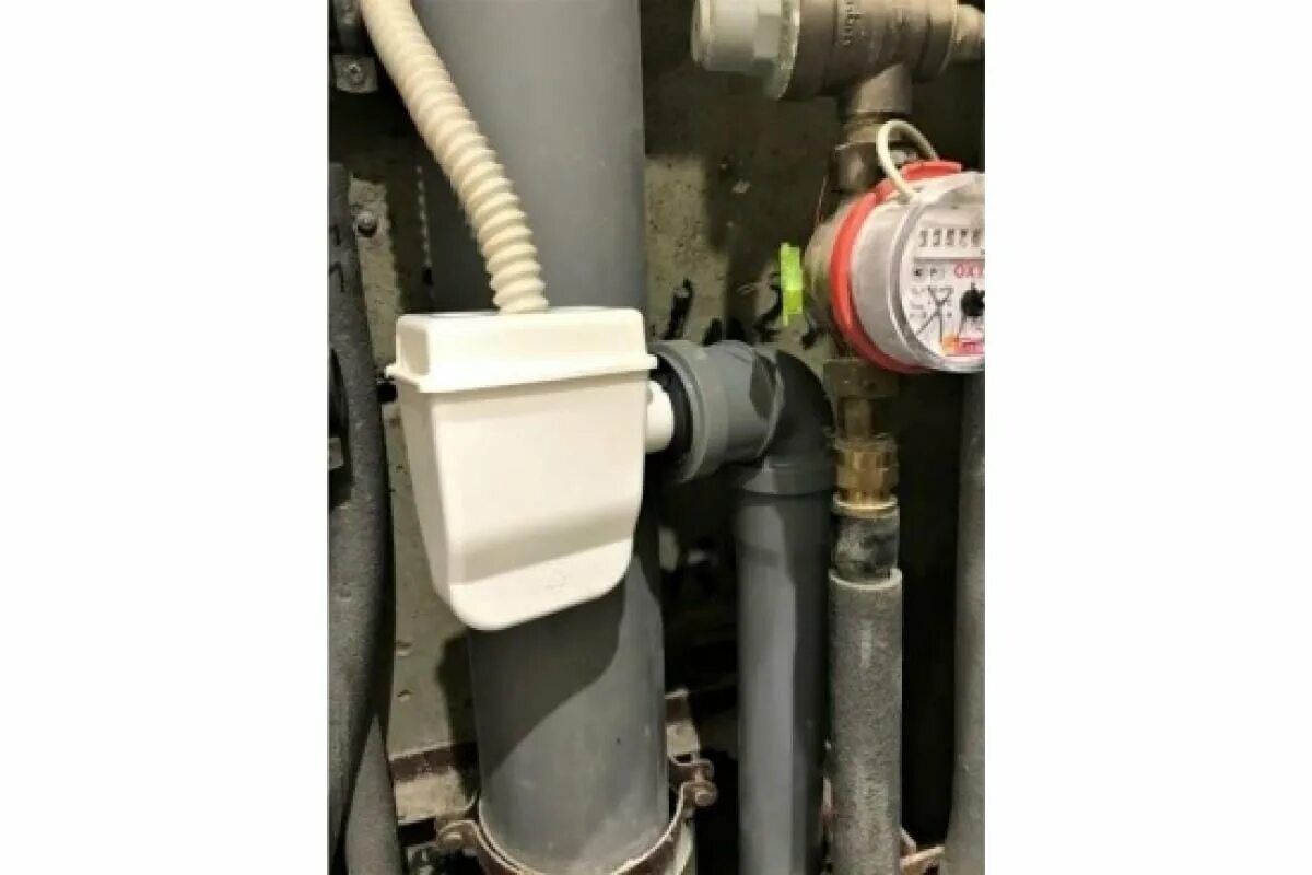 Канализация для кондиционера. Сифон profcool scu-032 с обратным клапаном. Отвод конденсата w213. Канализация для кондиционера. Шланг слива конденсата кондиционера сплит системы.