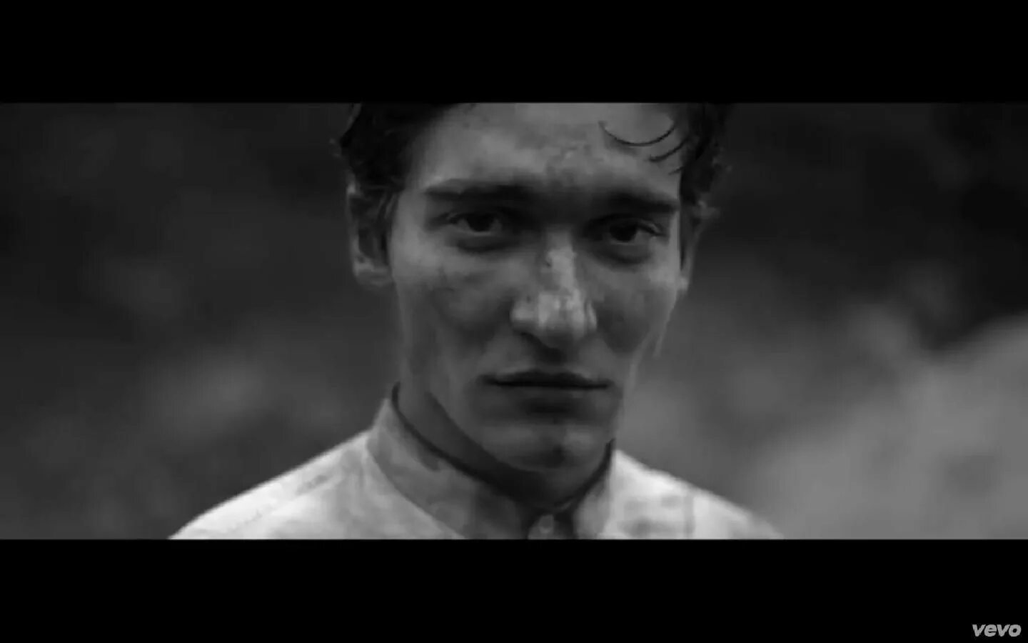 Woodkid i love you 2013. Woodkid land of all. Woodkid ключи. Woodkid i love you 2013. Woodkid i love you клип.