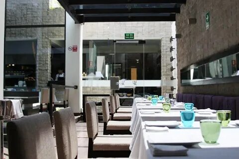 Restaurant in the center